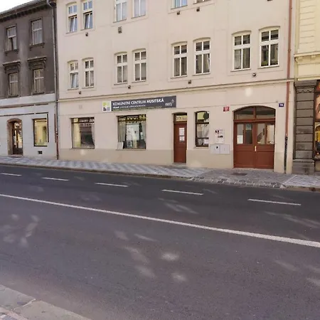 Apartment Husitska 114/74 *